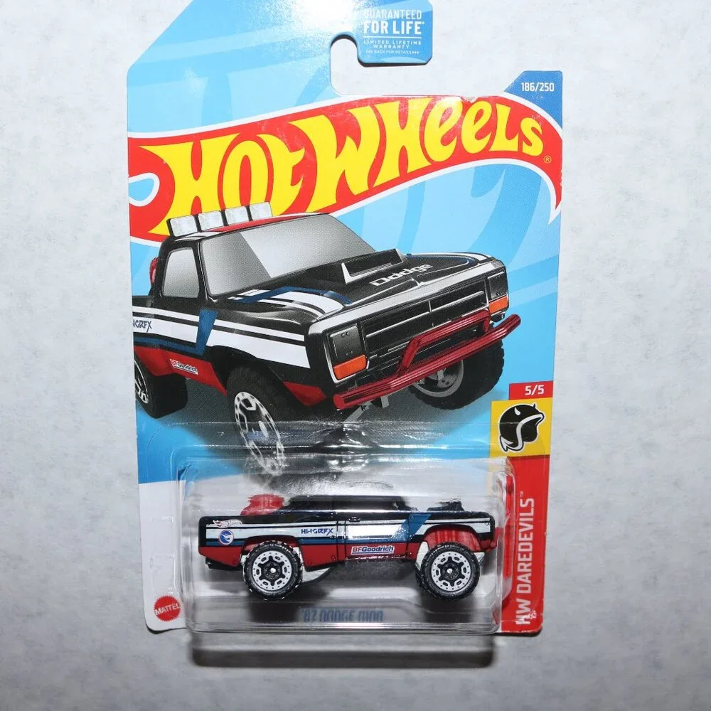 Hot Wheels lot of 12 Trucks variety of series all NIP